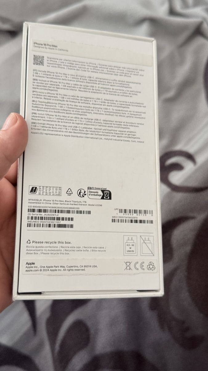 Apple Telefoni cellulari / Smartphones: Apple iPhone 16 pro max 1 TB!!!!Top Zustand – Usato da Kreuzlingen venduto da Fatal02