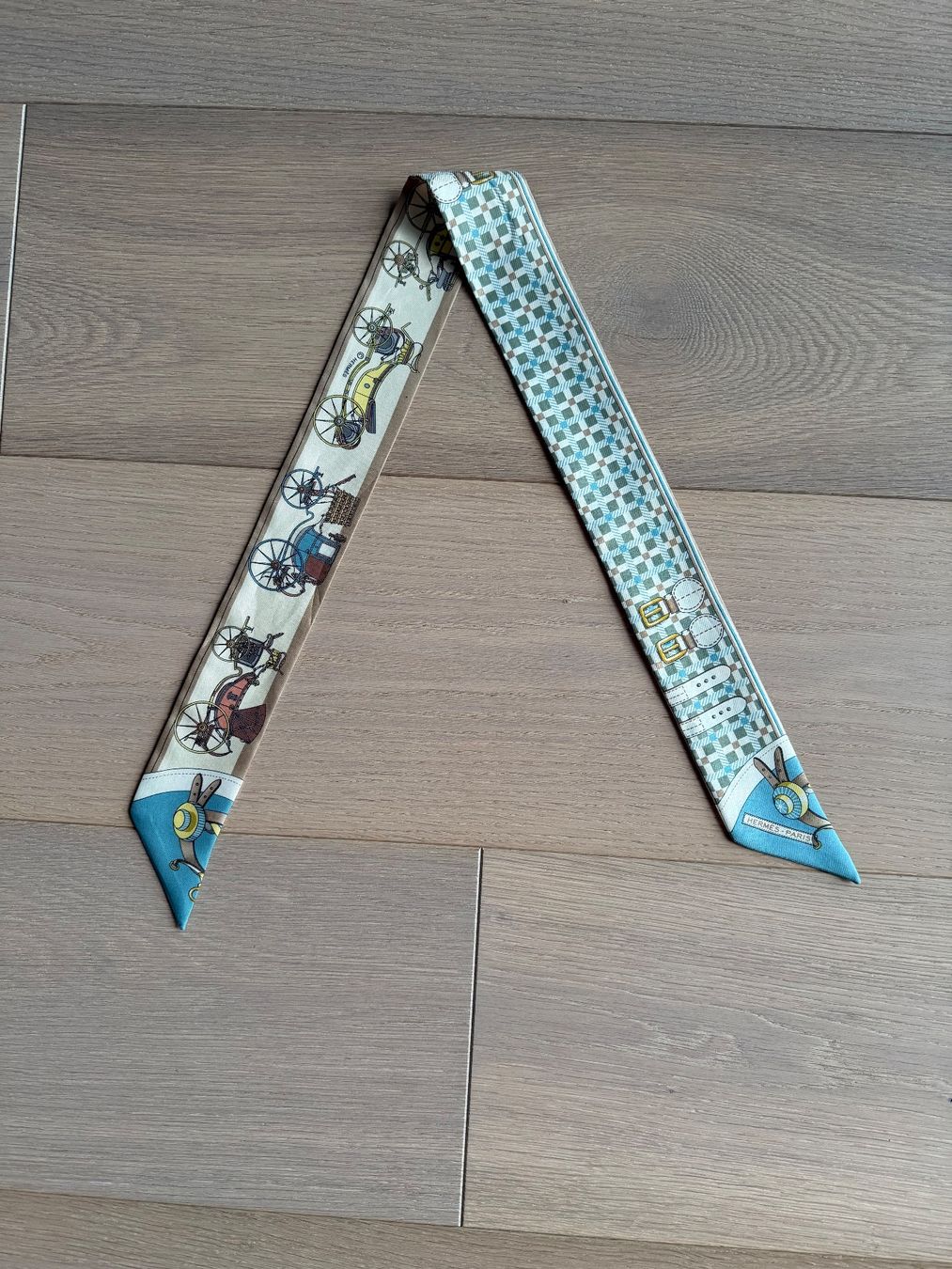 Hermès Foulard & Sciarpe: Hermès Twilly – Usato da Erlenbach ZH venduto da mpsy 4