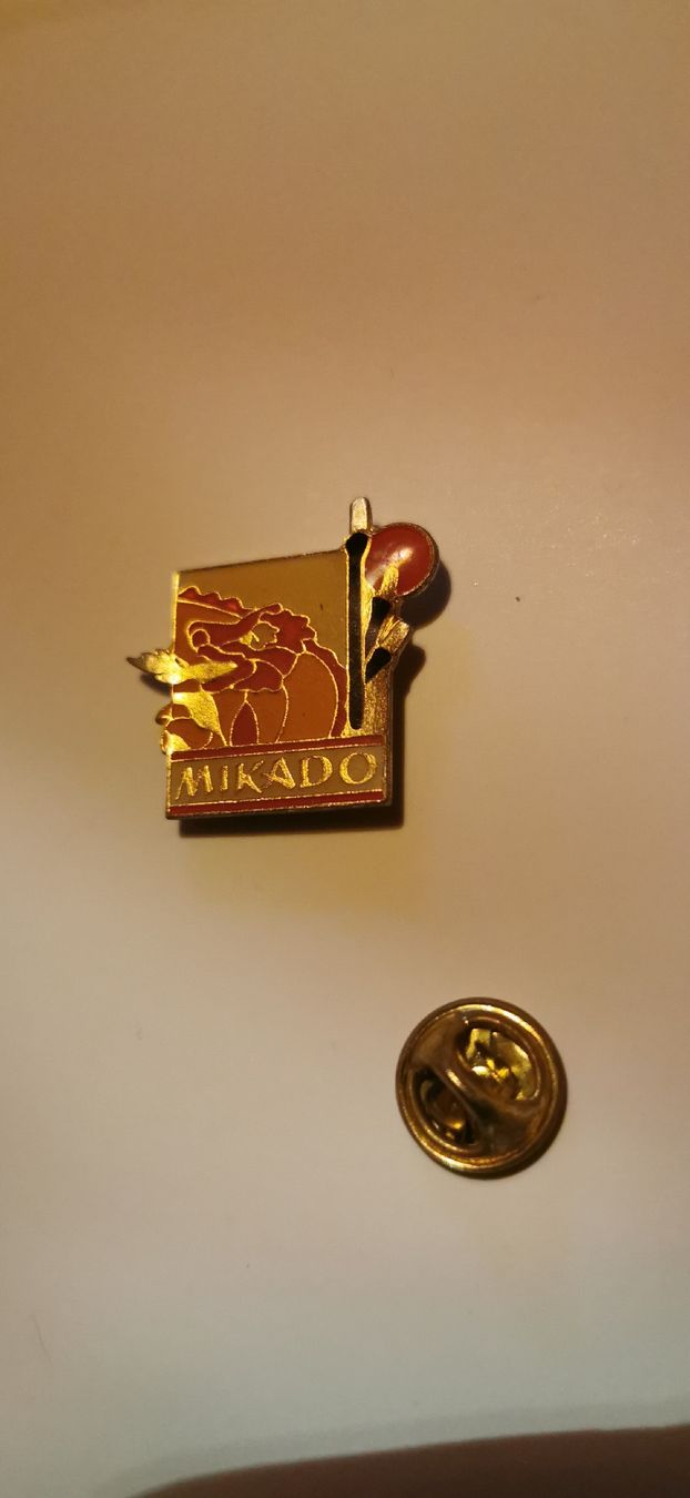 Plaketten & Abzeichen: Pin Mikado  – Gebraucht aus Genève von vins50