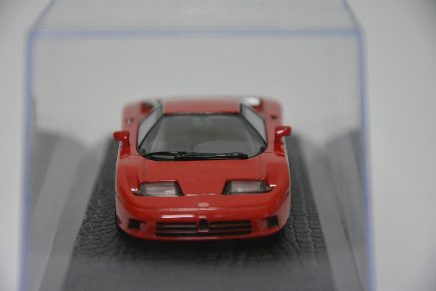 Bugatti Modellautos: Bugatti EB 110 , Minichamps , rot , 1:43 – Neu (gemäss Beschreibung) aus Goldach von Feivel9 3