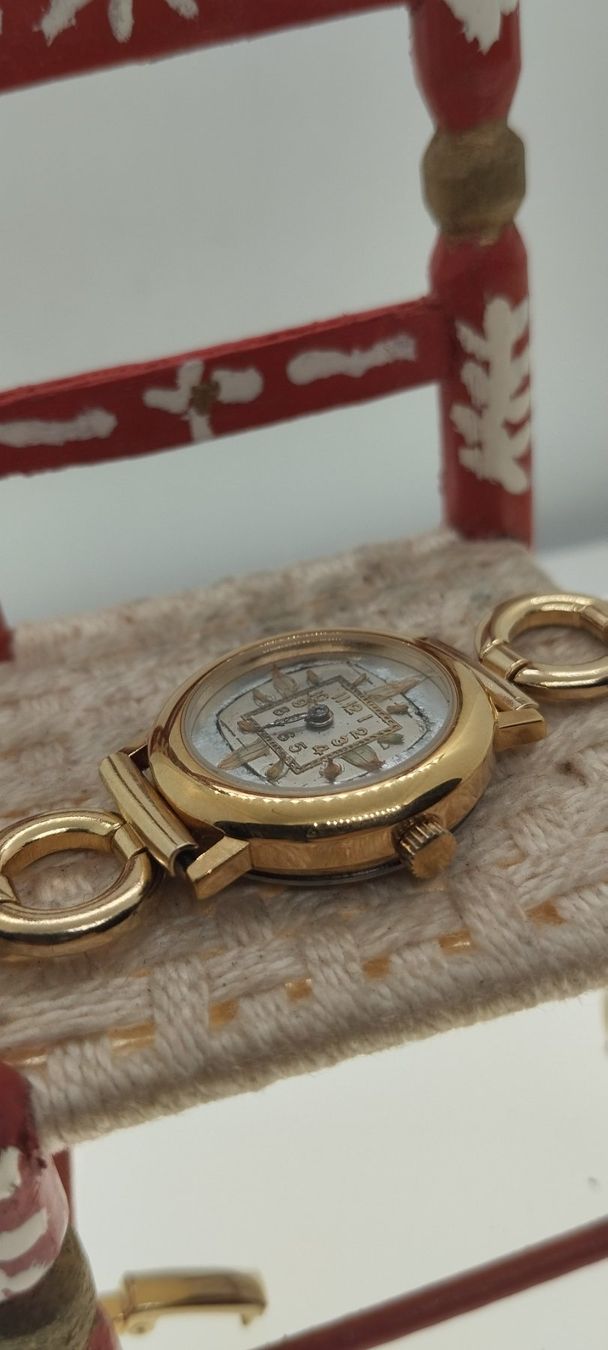 Orologi: Montre années 40's récupéré – Usato da La Chaux-de-Fonds venduto da jac_9llg 3