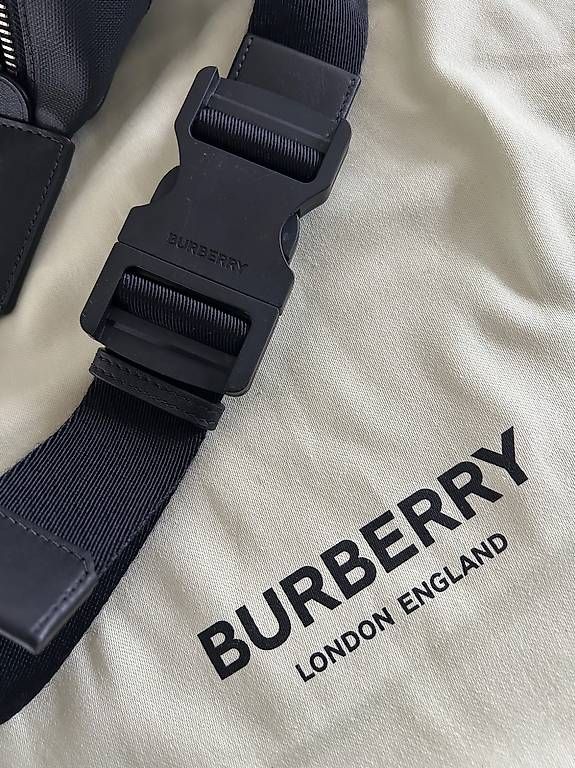 Burberry Borse: Burberrry Bauchtasche – Usato da Gossau SG venduto da lin_6pll 2