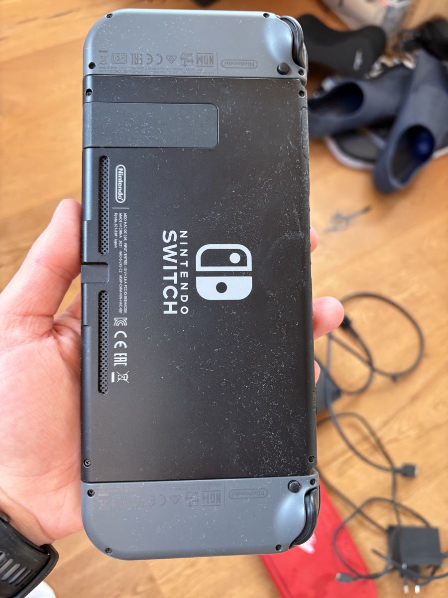 Nintendo Console: Nintendo Switch – Nuovo (secondo la descrizione) da Winterthur venduto da gab_d2rg 2