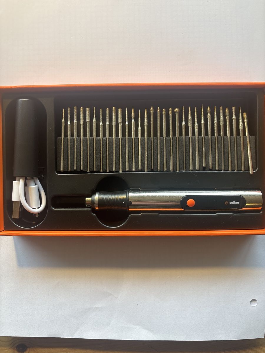 Tutti gli attrezzi: Gravurstift Cuiliau Customizer mit 30 Bits neuwertig – Usato da Bleiken venduto da Soeru03 1