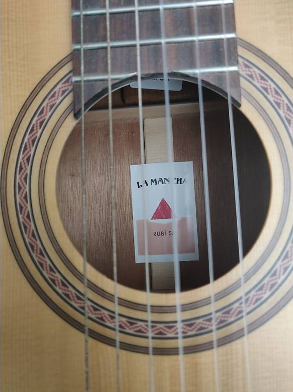 Strumenti musicali: Gitarre La Mancha Rubi SM – Usato da Küssnacht am Rigi venduto da schweizerrose