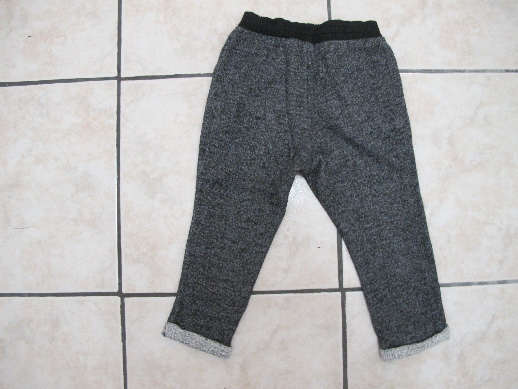 Pantaloni: Hose Kleinkind Gr. 86/92 – Usato da Rheinfelden venduto da zwitschi_09 1