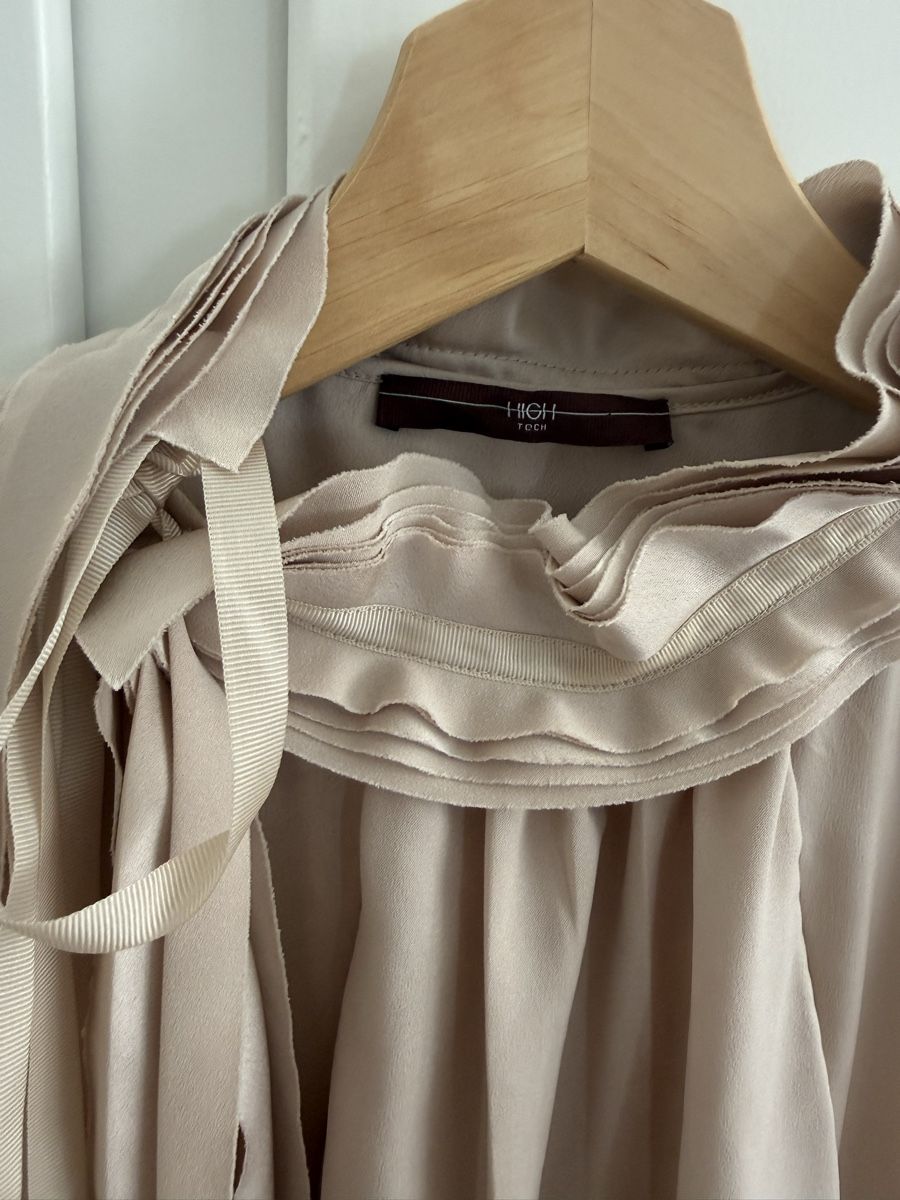 Blusen: Blouse im Seidenstyle – Neu (gemäss Beschreibung) aus Zürich von jul_5t9s 2