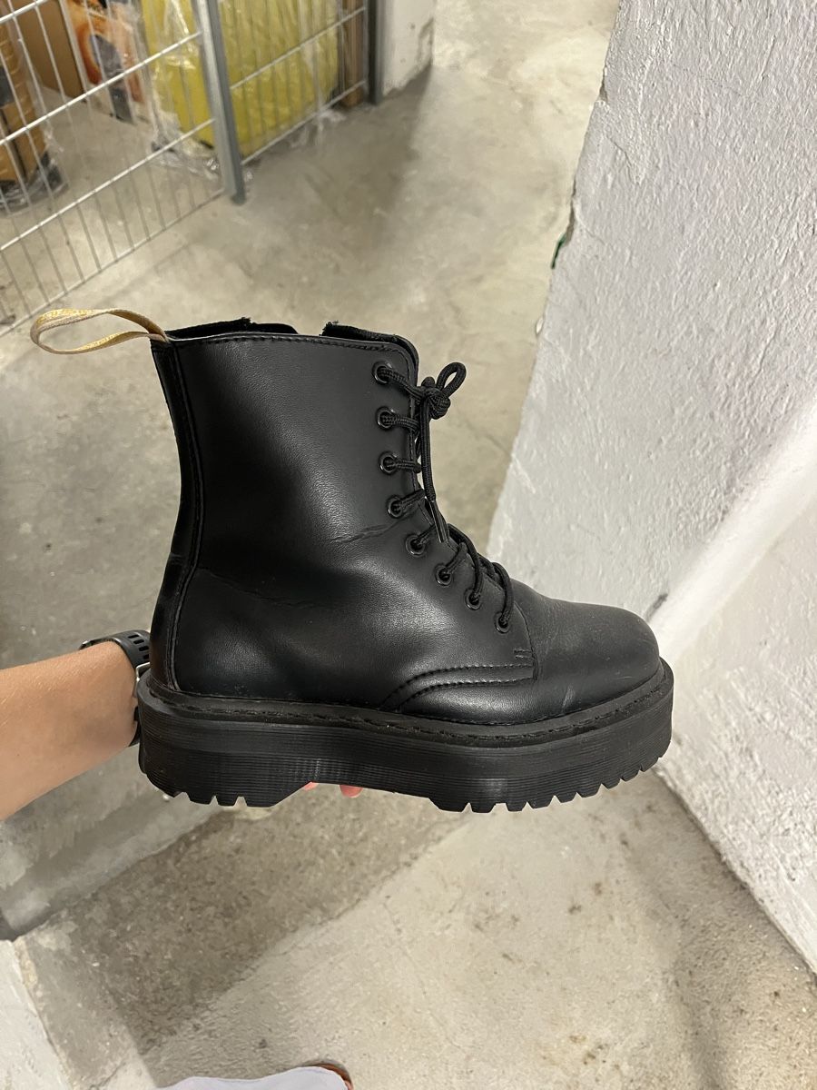 Scarpe da uomo: Doc martens jadon II vegan Grösse 40 – Usato da Zürich venduto da jul_5zhf 2