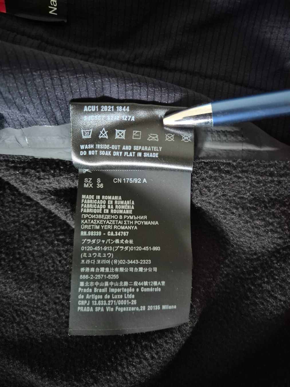 Prada Pulls & Sweat-shirts: Prada Fleece Hoodie – D'occasion à Hittnau par fiji_xt 6