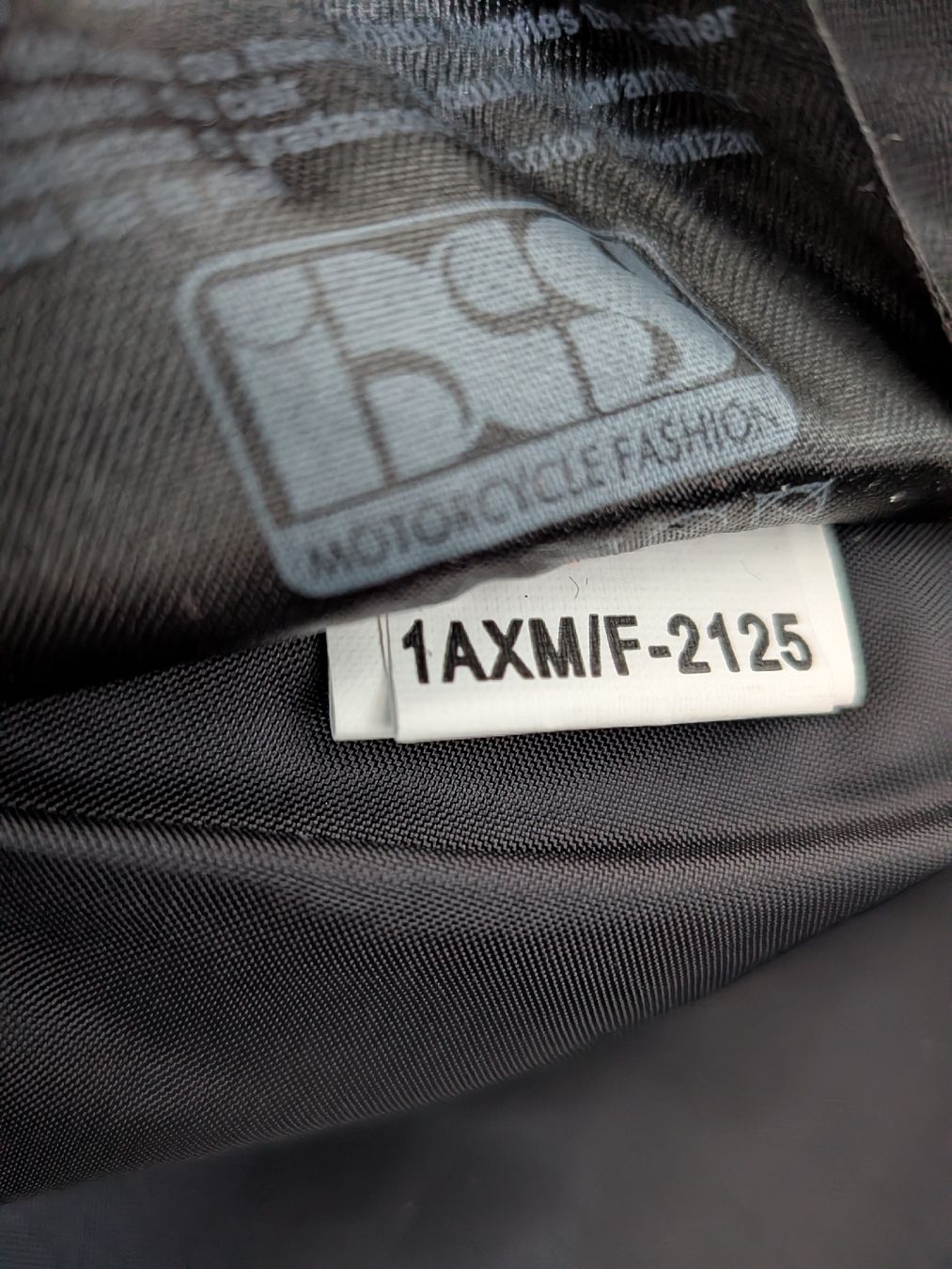IXS Pantaloni: Motorrad Lederhose IXS  – Nuovo (secondo la descrizione) da Reutigen venduto da Aprilia-0046 5