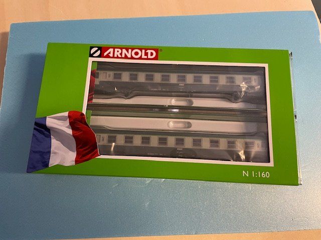 Arnold Modelleisenbahnen: Arnold HN4448 Personenwagen Set (2) Reisezugwagen SNCF – Neu und originalverpackt aus Horgen von jehaupt38 1