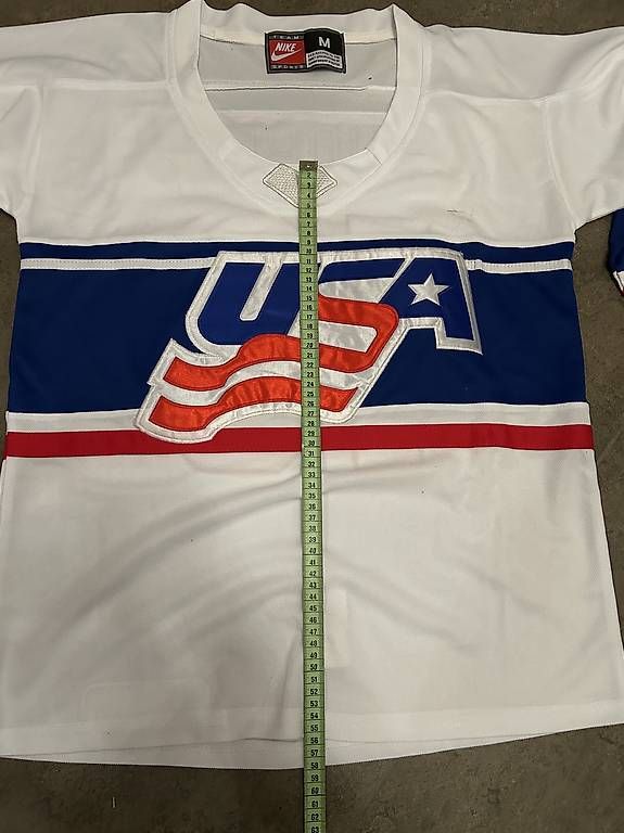 Canottiere & Pantaloni: Orginal Autograph Johnny Gaudreau Jersey – Usato da Effretikon venduto da PrimeTimeB 2