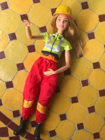 Barbie Bauarbeiterin OOAK auf Made to Move Körper