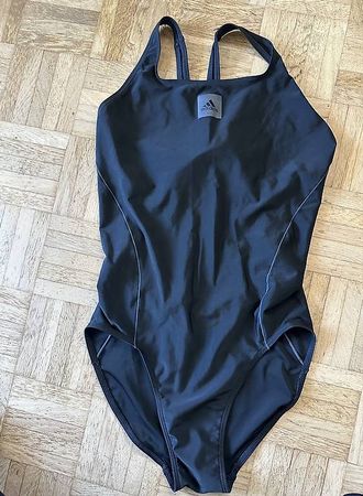 adidas Schwimmanzug Gr.38