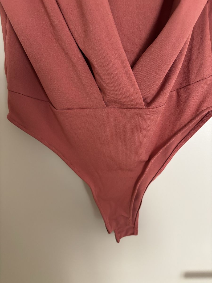Zara Top: ZARA Damen Body Gr M – Usato da Arbon venduto da Viktoriaa 3