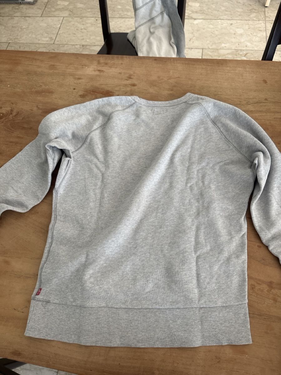 Levi's Pullover & Sweatshirts: Levi's Sweatshirt – Gebraucht aus Zürich von Midaspavia 3