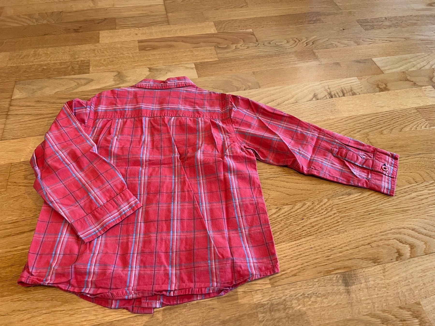 Camicie, T-shirt & Polo: Hemd Gr. 116 – Usato da Wallisellen venduto da Kaktus8304