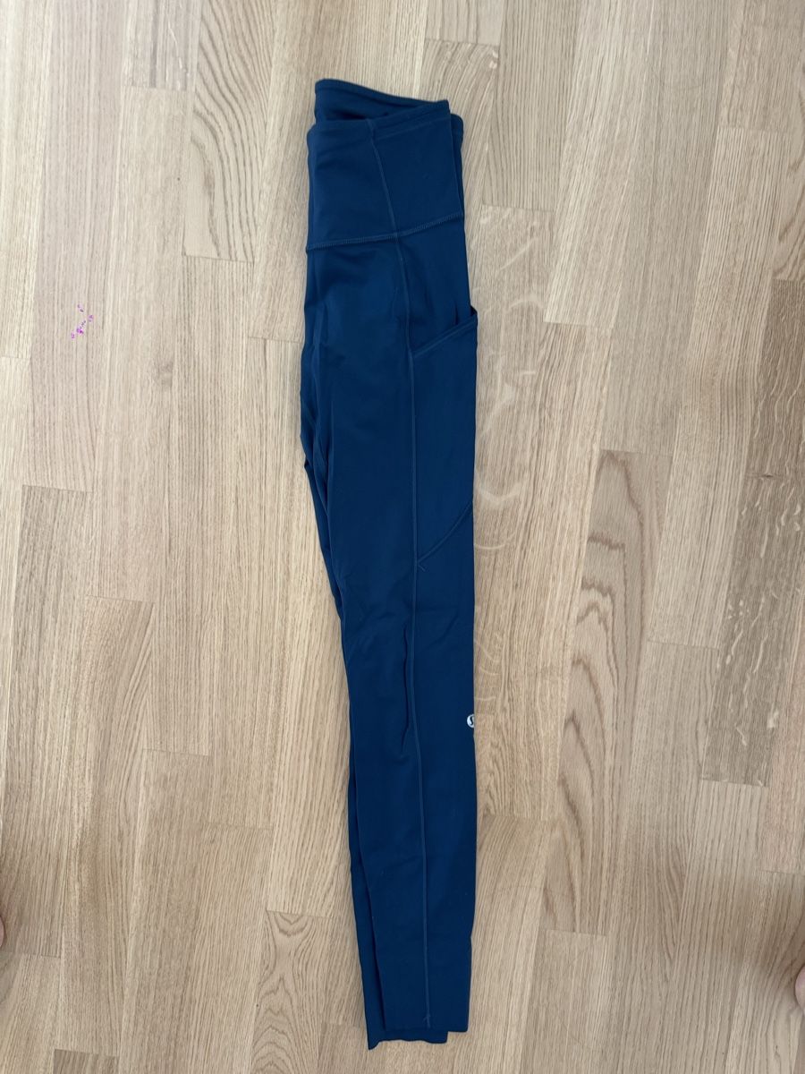 Lululemon Leggings: Lululemon Leggings Grösse 6 – D'occasion à Zürich par viv_q97j