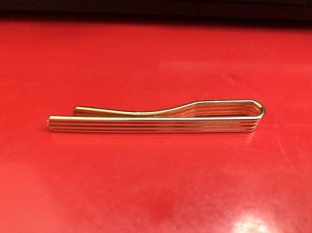 Golden Kravattenhalter 5.6x.5 cm