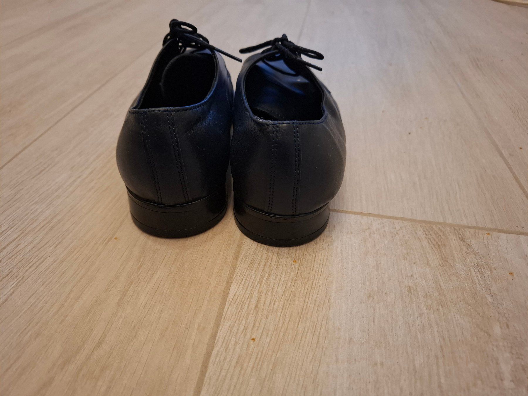 Scarpe per ragazzi: Elegante Herren Lederschuhe Gr. 37 – Usato da Birmensdorf ZH venduto da Ducati025 1