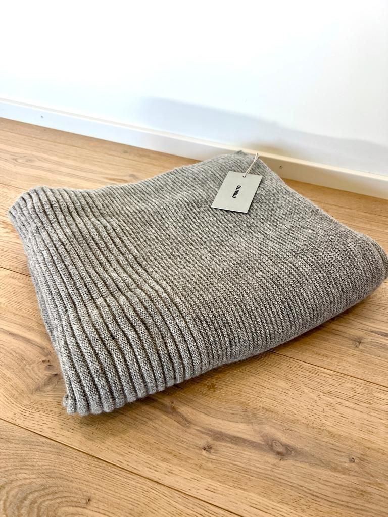Coperte: Muuto Babylama-Wolle Decke – Nuovo (secondo la descrizione) da Oetwil an der Limmat venduto da tommyb1982 1