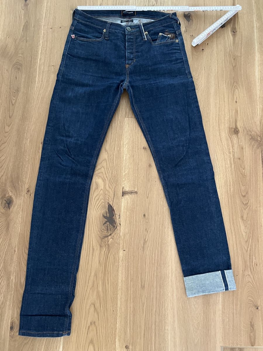Jeans: Blue de genes Selvedge W30 – Usato da Schneisingen venduto da Hase3000 1