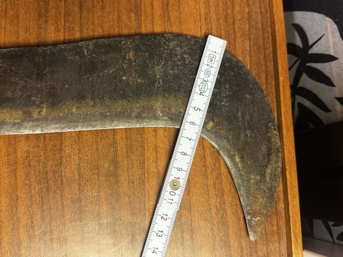 Posate: Antike Hippe / Rebmesser / Gartenmesser mit Holzgriff – Usato da Schlieren venduto da Eldi84 3