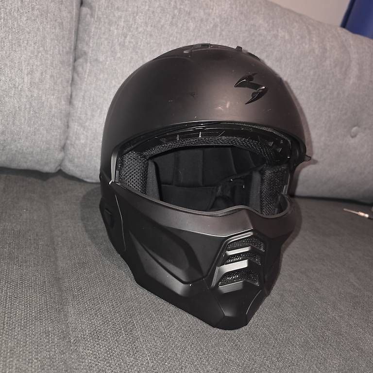 Helme & Visiere: Motorrad Helm S / Scorpion EXO-Combat – Gebraucht aus Arbon von ney_jjh9 4