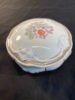 Porzellanschale mit Blumenmuster