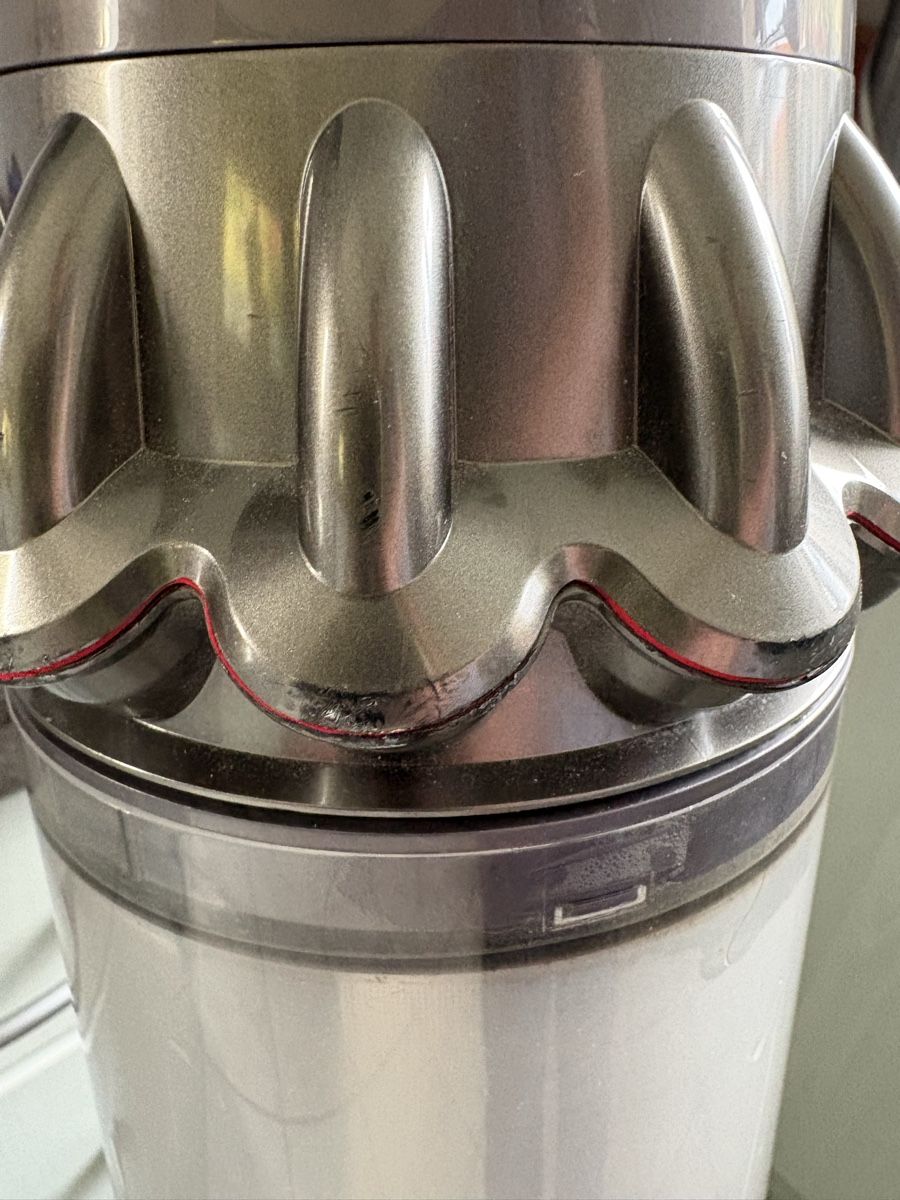 Dyson Aspirapolveri & Accessori: Dyson v11 Akku Staubsauger  – Usato da Hittnau venduto da Brugab 3