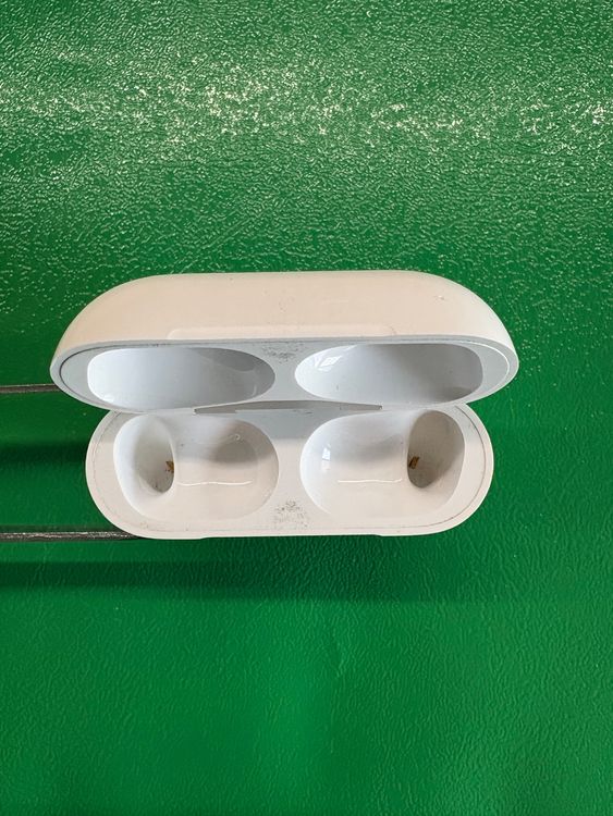 Apple AirPods Pro 2 charging case. 3