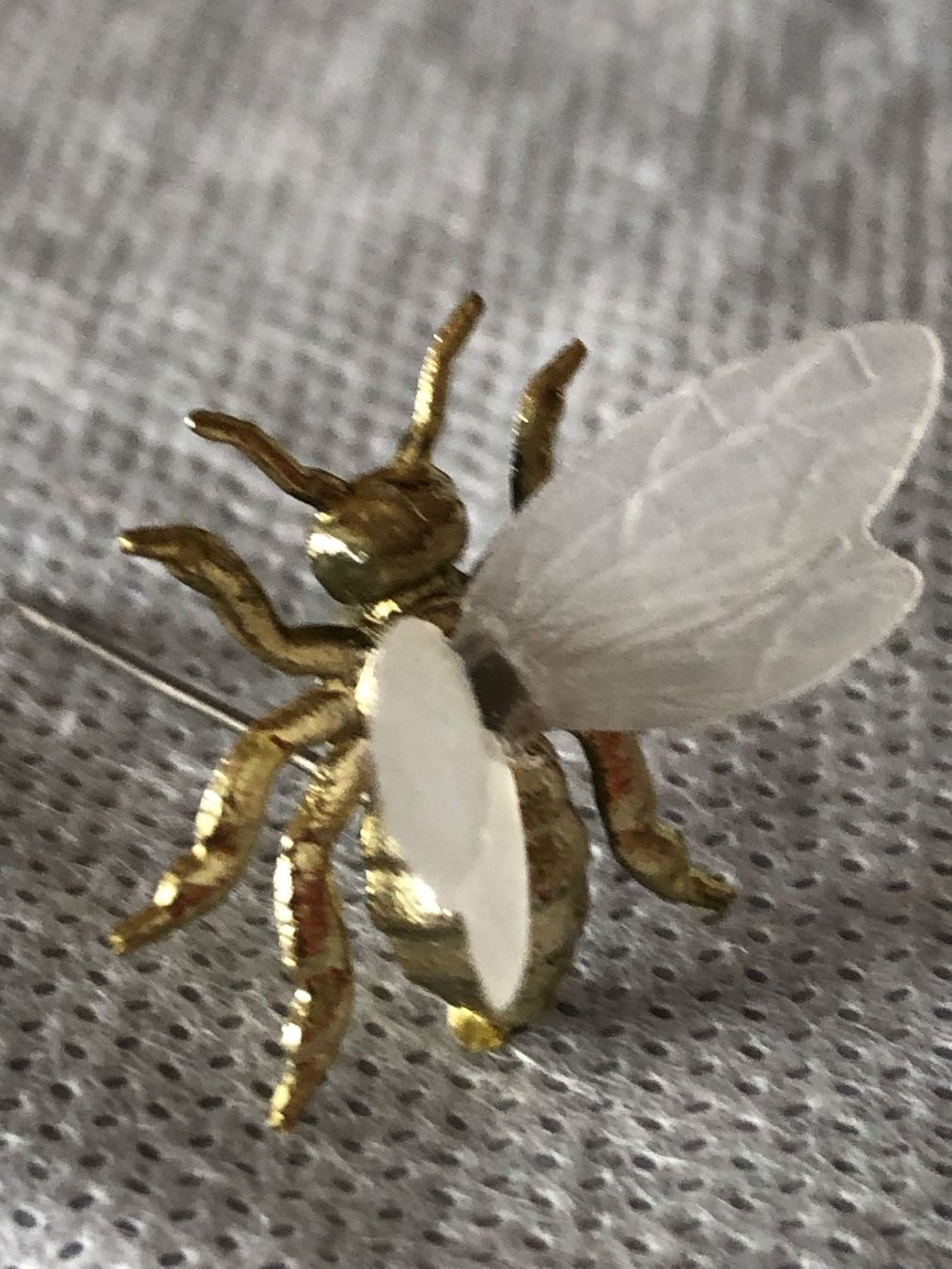 Alle Dekorationen: Set of 10 beautiful Bee Pins – Neu und originalverpackt aus Wohlen b. Bern von cookiemonster 2