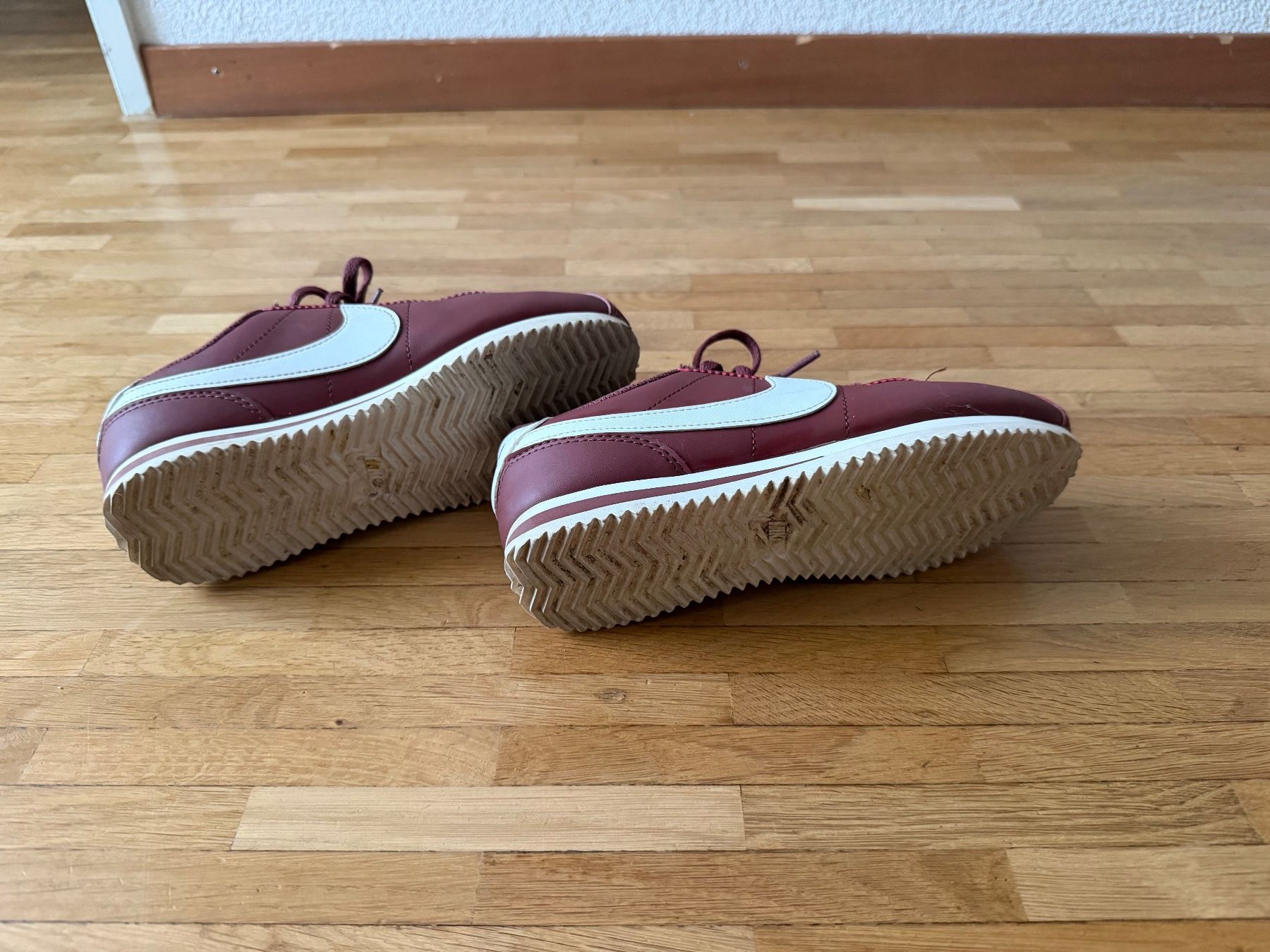 Nike Scarpe per ragazzi: Kinder Nike Schuhe Größe 33,5 – Usato da Wohlen AG venduto da baletan83 1