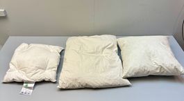 3x KOPFKISSEN AB 1.-!!!