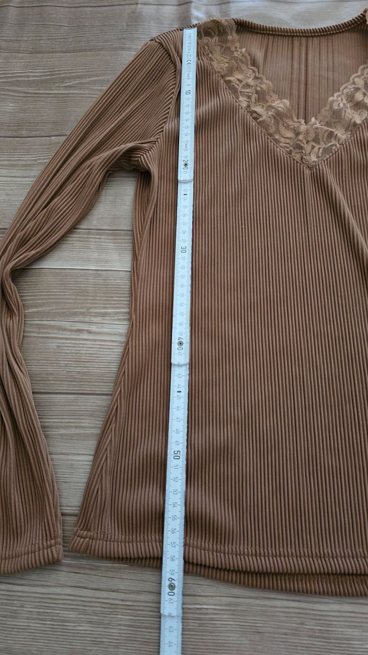 T-shirt: Rippstrick-Longsleeve mit Spitze - M - Braun / Mocca – Nuovo (secondo la descrizione) da Thalwil venduto da VitaMini 2