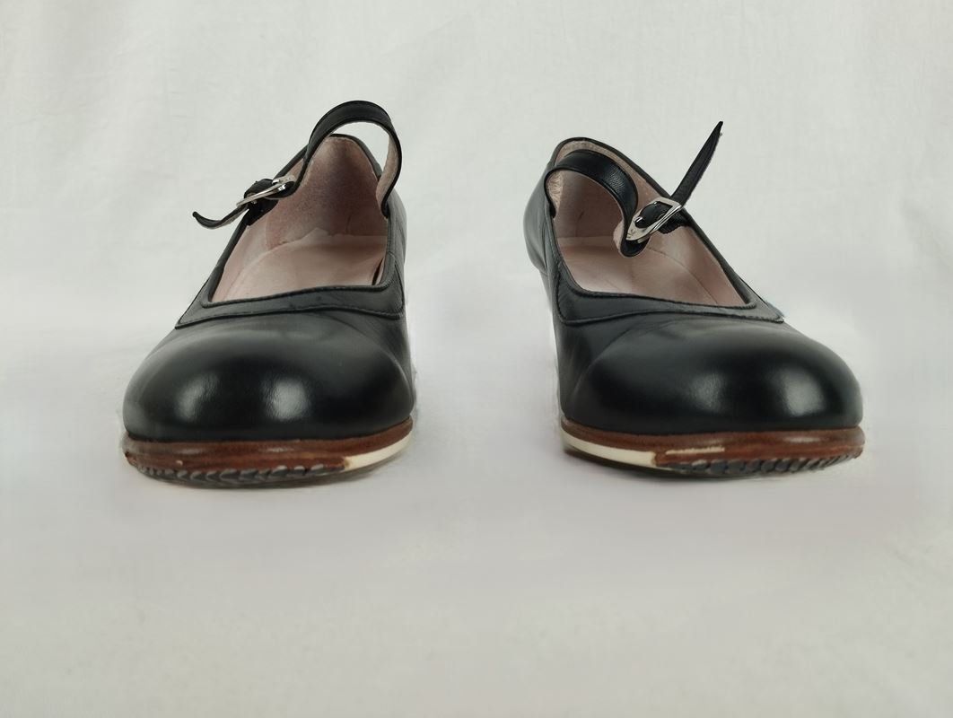 Scarpe da donna: BALL PILMAR echte Flamencoschuhe Gr. 37 – Usato da Schübelbach venduto da Restwert_Schubelbach 4