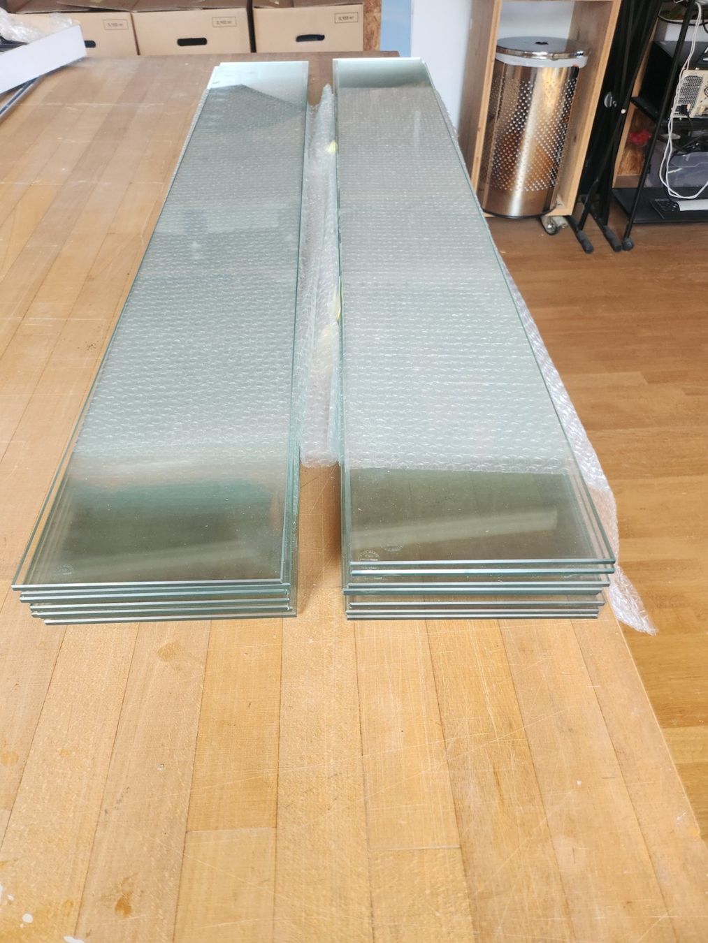 Scaffali: Büchergestell Glas Chrom Schmuckstück Regal – Usato da Heiden venduto da pet_f67g 2