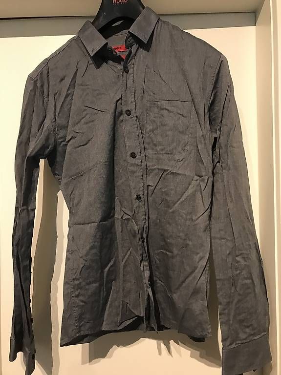 Hugo Boss Hemden: Chemise HUGO BOSS bleu gris 40 – Gebraucht aus Muri b. Bern von YSA