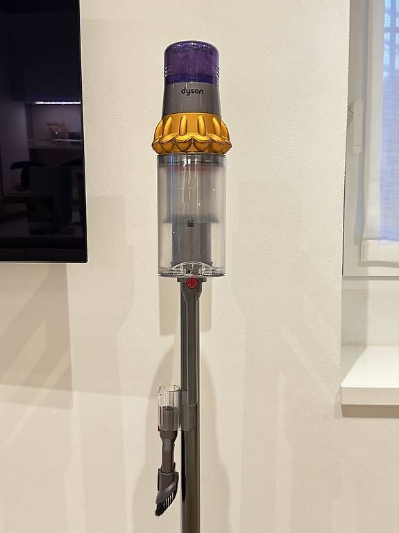Staubsauger & Zubehör: Dyson v15 absolute, con dock station  – Gebraucht aus Maroggia von sha_n2dq 2