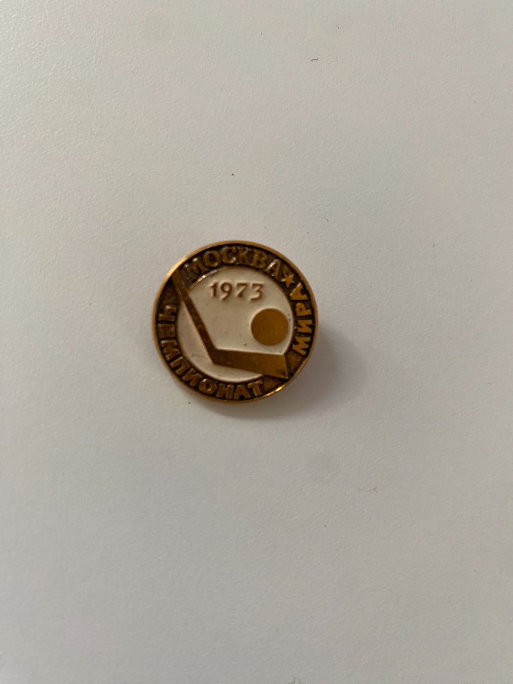 Placchette & Badge: Diverse Eishockey Anstecker, Vintage – Usato da Gümligen venduto da Vicky2 2