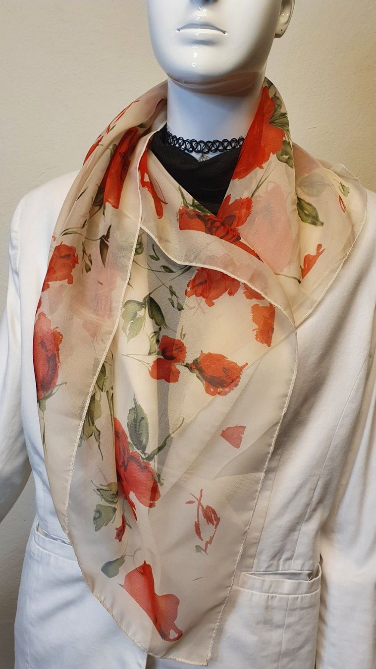 Foulard & Sciarpe: Sehr Altes  Foulard – Usato da Wald ZH venduto da Martin79 2