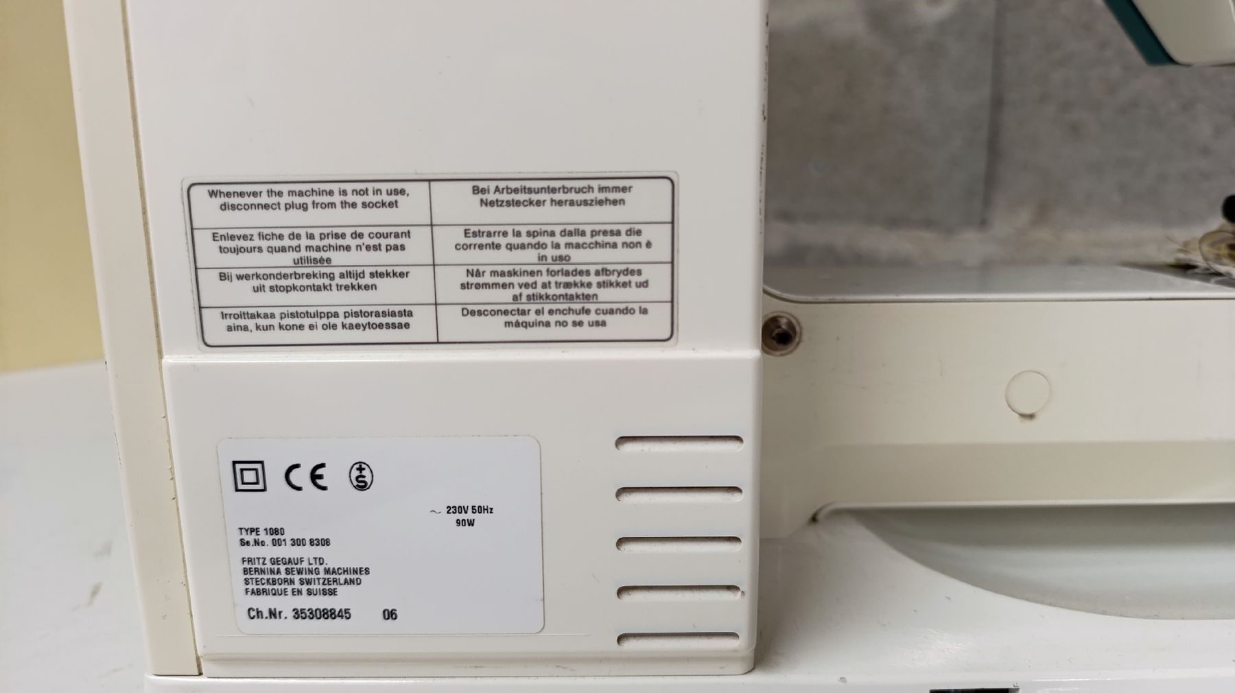 Bernina Nähmaschinen: Machine à coudre Bernina Calypso type 1080 avec accessoires – Gebraucht aus Berlens von Stefo21 2