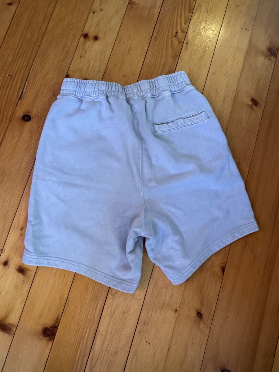 Bape Pantaloni: Bape shorts light Grey New – Nuovo (secondo la descrizione) da Bern venduto da Th1m0 1
