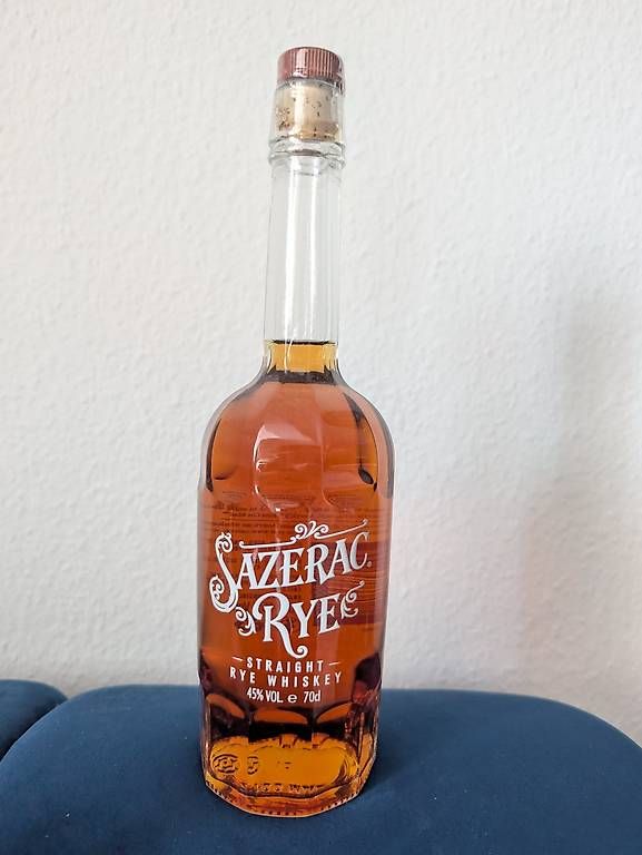 Bevande alcoliche: Sazerac Straight Rye Whiskey 70cl – Usato da Zürich venduto da Drunkometer