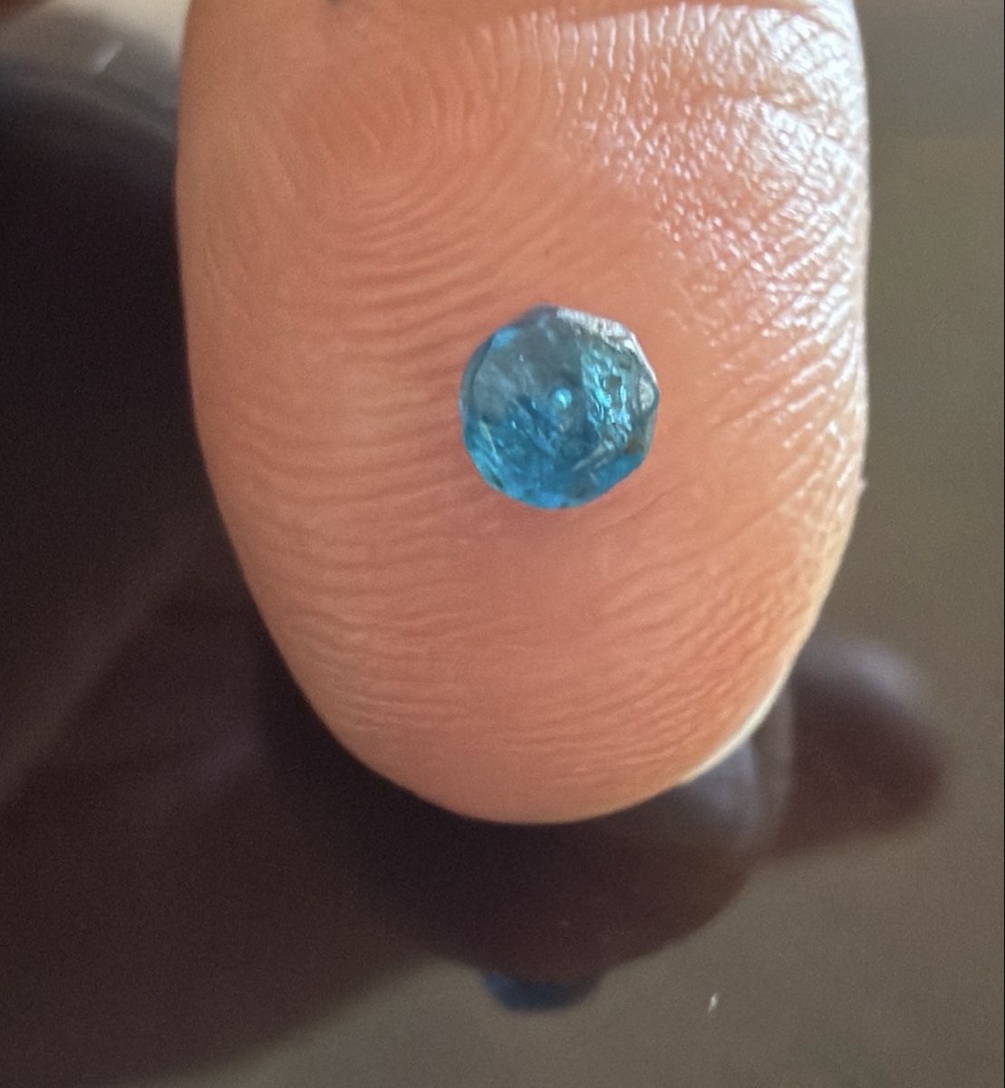 Pierres précieuses: Blauer Edelstein   ca. 4mm  – Neuf avec emballage d'origine à Zürich par joyfulgrace 1