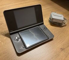 Nintendo DSi XL Schwarz