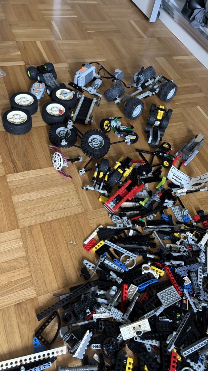 Lego Giocattoli: Lego Technic – Usato da Baden venduto da fab_yzl7 7