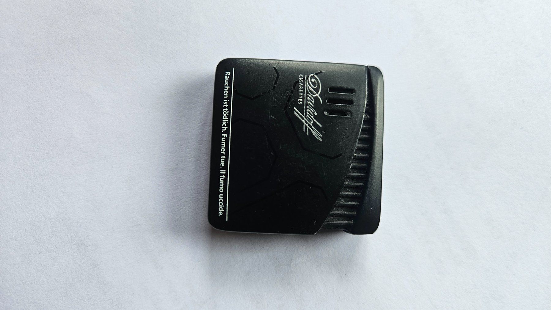 Davidoff Accendini: Feuerzeug Davidoff – Usato da Feldbrunnen venduto da Kolosseum111