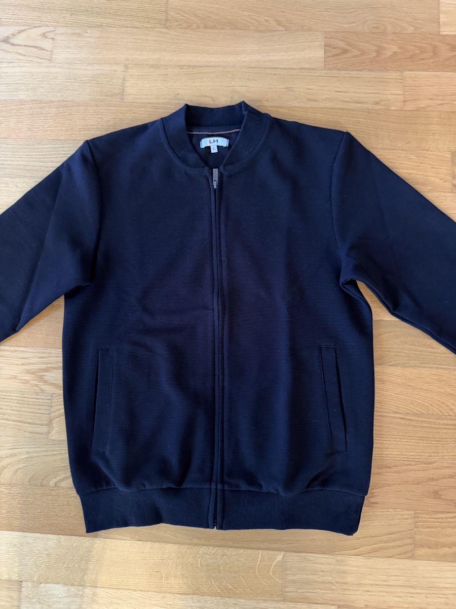 Maglioni & Felpe: Sweat noir LH NEU – Nuovo (secondo la descrizione) da Cologny venduto da PEACEANDLOVE 1