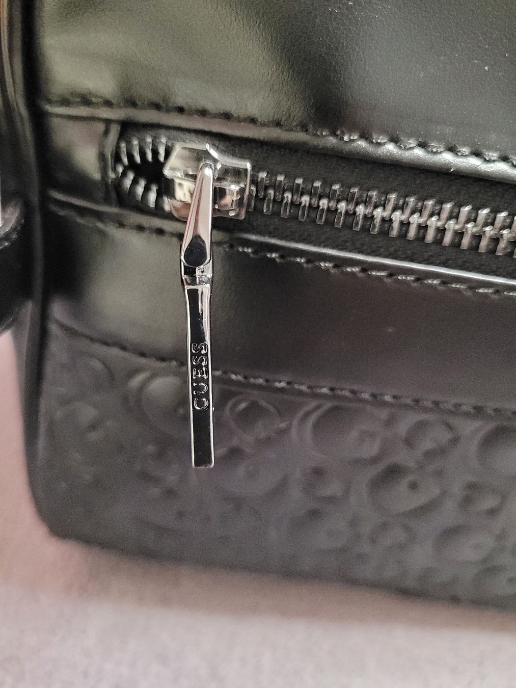 Taschen: Nécessaire Guess Unisexe Neuf! – Neu (gemäss Beschreibung) aus Courtaman von Bluejazz 4